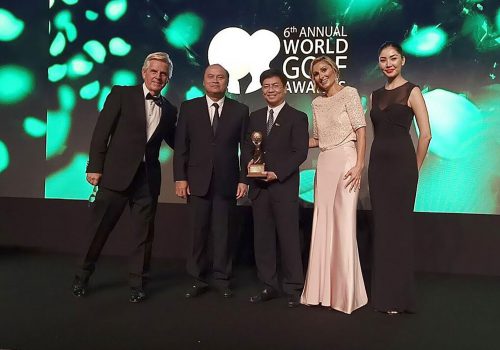 Việt Nam đoạt cùng lúc 2 giải Golf Award 2019