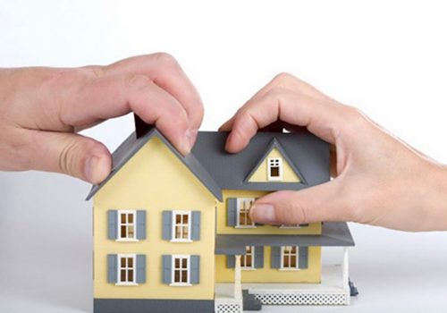 Người mua nhà nên kiểm tra kỹ thông tin để tránh mua phải nhà đất có tranh chấp