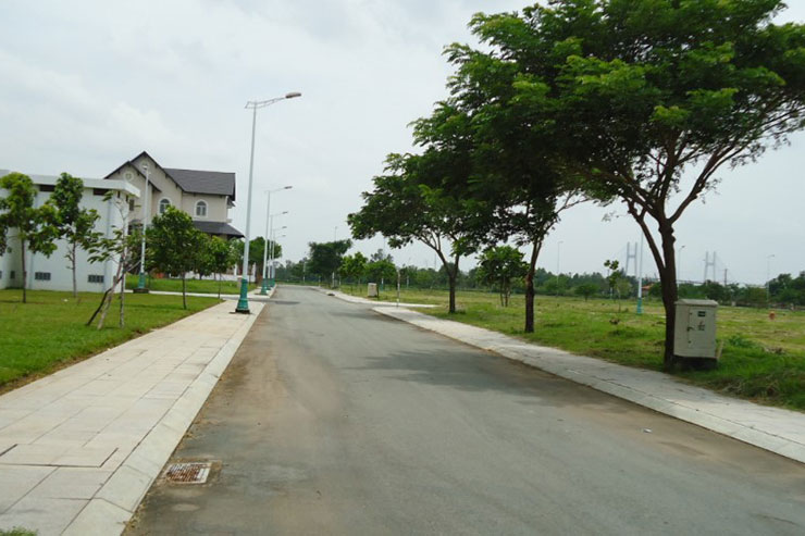 Nếu dự định mua đất nền chưa có sổ đỏ, nhà đầu tư cần xác định lô đất thuộc loại đất gì, có thể làm sổ được không, chi phí chuyển đổi ra sao... Ảnh minh họa Nếu dự định mua đất nền chưa có sổ đỏ, nhà đầu tư cần xác định lô đất thuộc loại đất gì, có thể làm sổ được không, chi phí chuyển đổi ra sao... Ảnh minh họa
