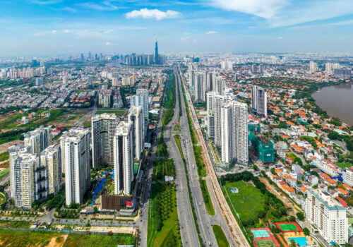 Căn hộ cao cấp tiếp tục dẫn dắt thị trường TP.HCM và các tỉnh lân cận