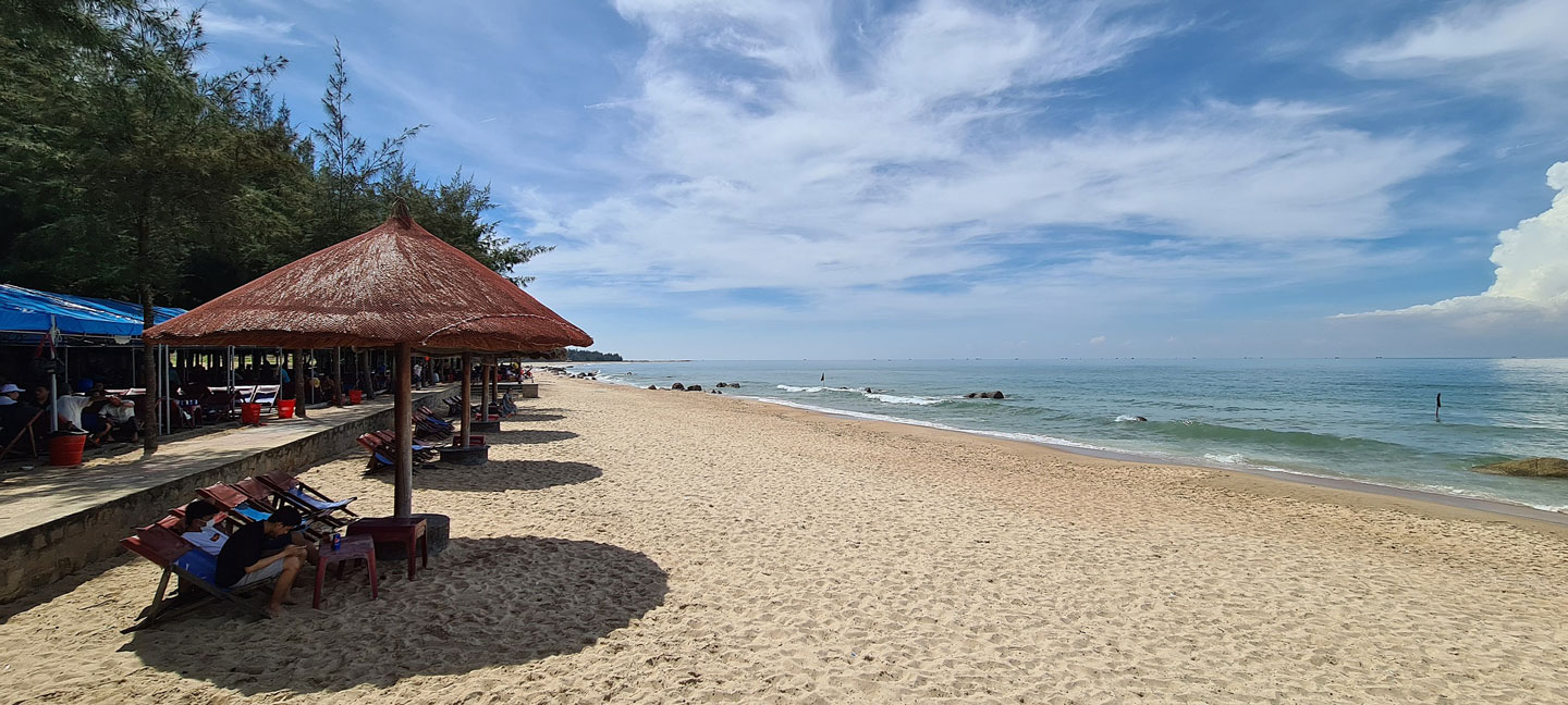 Bãi biển Hồ Tràm tỉnh Bà Rịa - Vũng Tàu. Ảnh: Cao Hà Mai