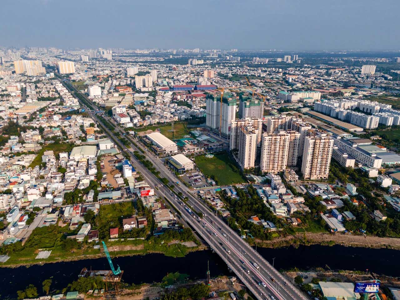 Akari City quy mô 8,5 ha tọa lạc trên mặt tiền đại lộ Võ Văn Kiệt.