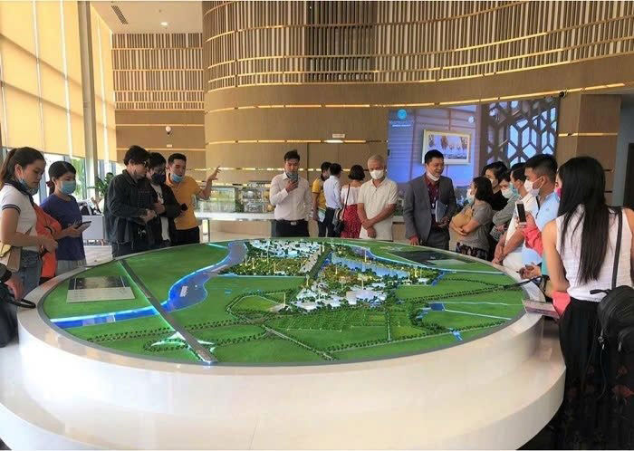 Thị trường liền kề TP. HCM xuất hiện động thái săn hàng