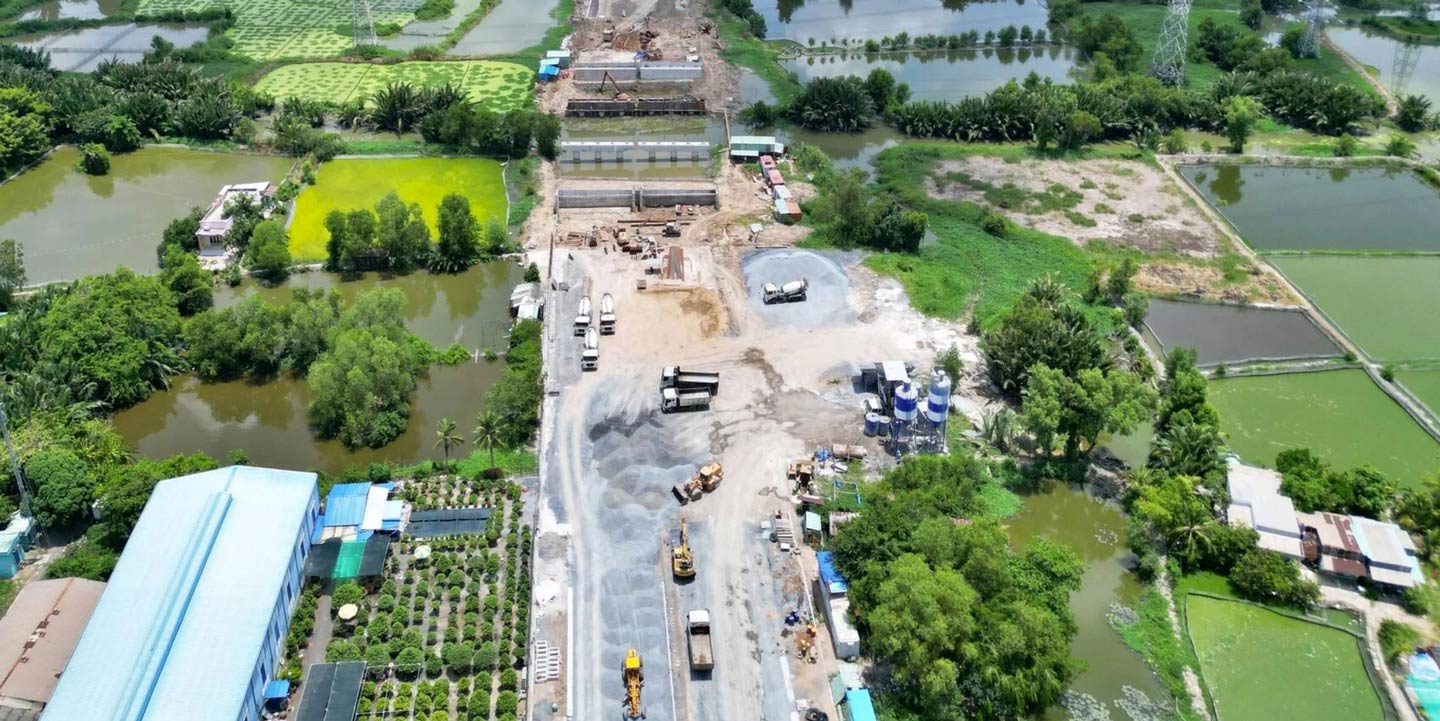 Dự án nâng cấp, mở rộng quốc lộ 50 đang khẩn trương xây dựng để về đích vào năm 2025.