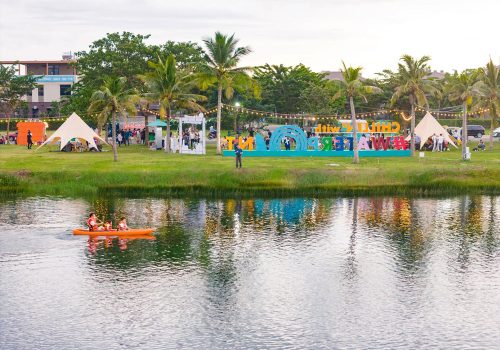 Muôn sắc màu trải nghiệm tại thành phố bên sông Waterpoint