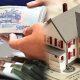 Lãi suất “hạ nhiệt”, người mua nhà vẫn “ngại” vay do giá nhà leo cao